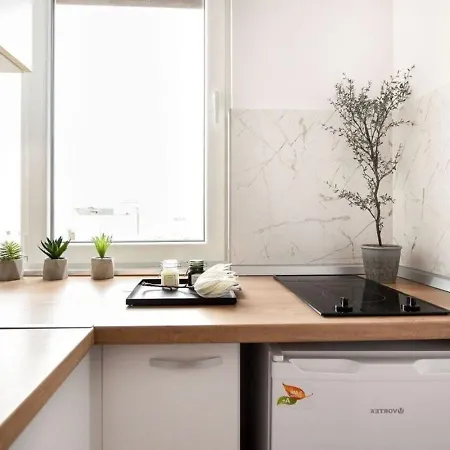 White Heaven - Stylish 9th-floor With Views Διαμέρισμα *