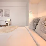 White Heaven - Stylish 9th-floor With Views Bucareste