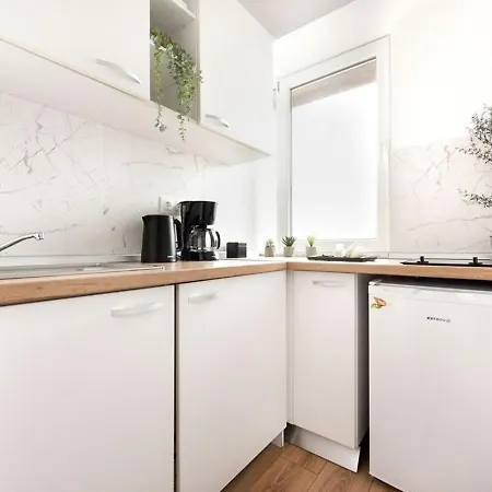 White Heaven - Stylish 9th-floor With Views Appartement