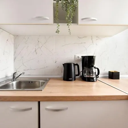 Apartamento White Heaven - Stylish 9th-floor With Views Bucareste