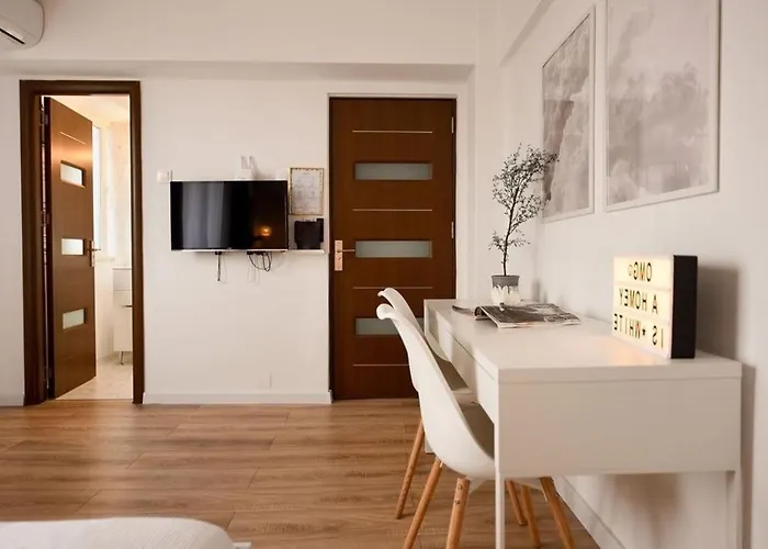 White Heaven - Stylish 9th-floor With Views