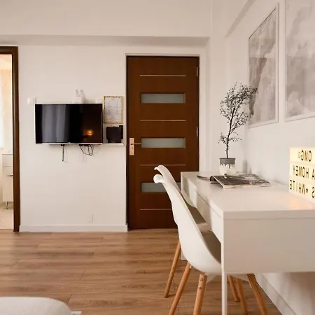 White Heaven - Stylish 9th-floor With Views