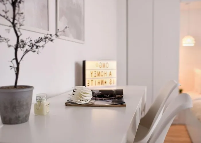 White Heaven - Stylish 9th-floor With Views Apartamento